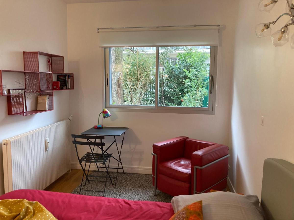 Vue Sur Jardin, 3 Pieces Apartamento Paris Exterior foto